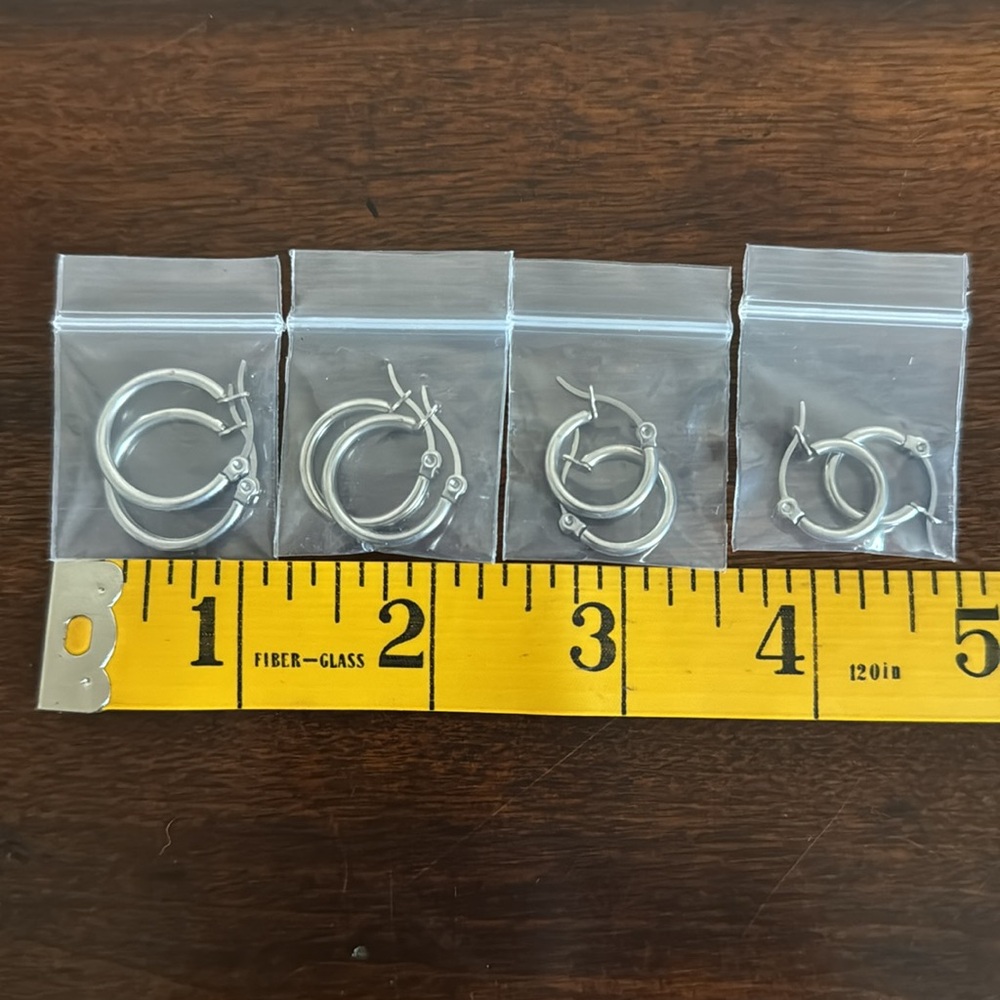 NEW 9 Pairs Silver Hoop Earrings with Box & Cleaning Cloth - Picture 3 of 8
